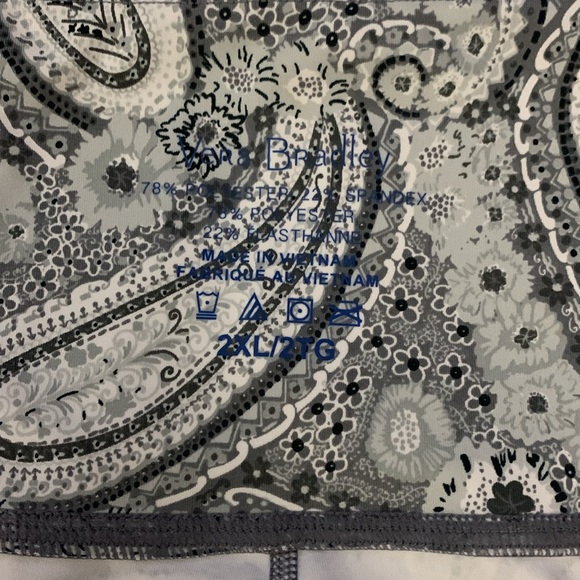 Vera Bradley Citrus Paisley Gray Leggings - Picture 6 of 9